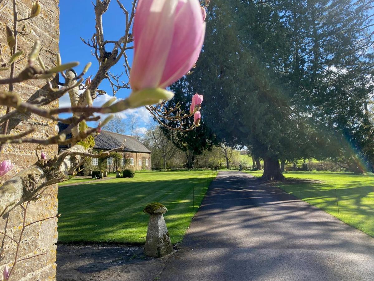 Plumber Manor Hotel Sturminster Newton Exterior photo